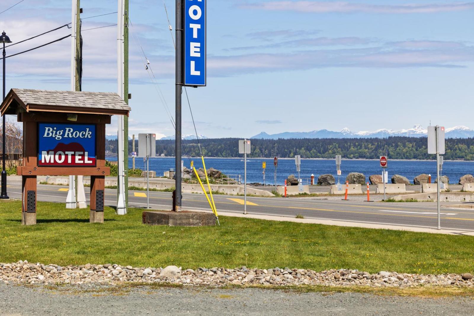 Big Rock Motel Campbell River Extérieur photo